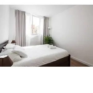 sunny-room-barcelona.topbarcelonahotels.com/