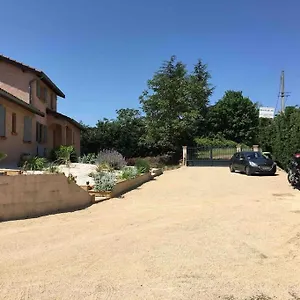 appartement-55m2-en-beaujolais-enedis-15-min.hotels-rhonealpes.com/